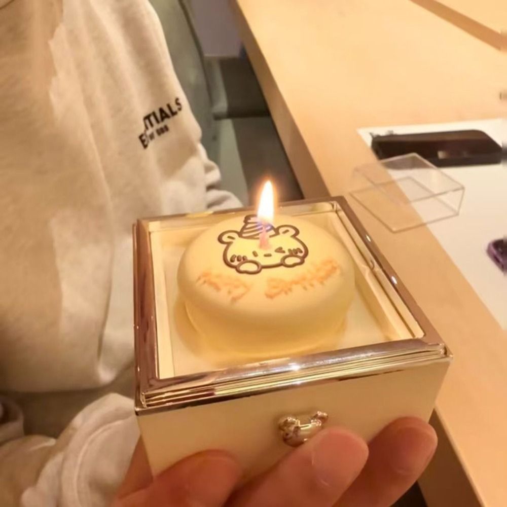 Automatic Flip Bear Flip Ring  - Candle Surprise 评论和价格
