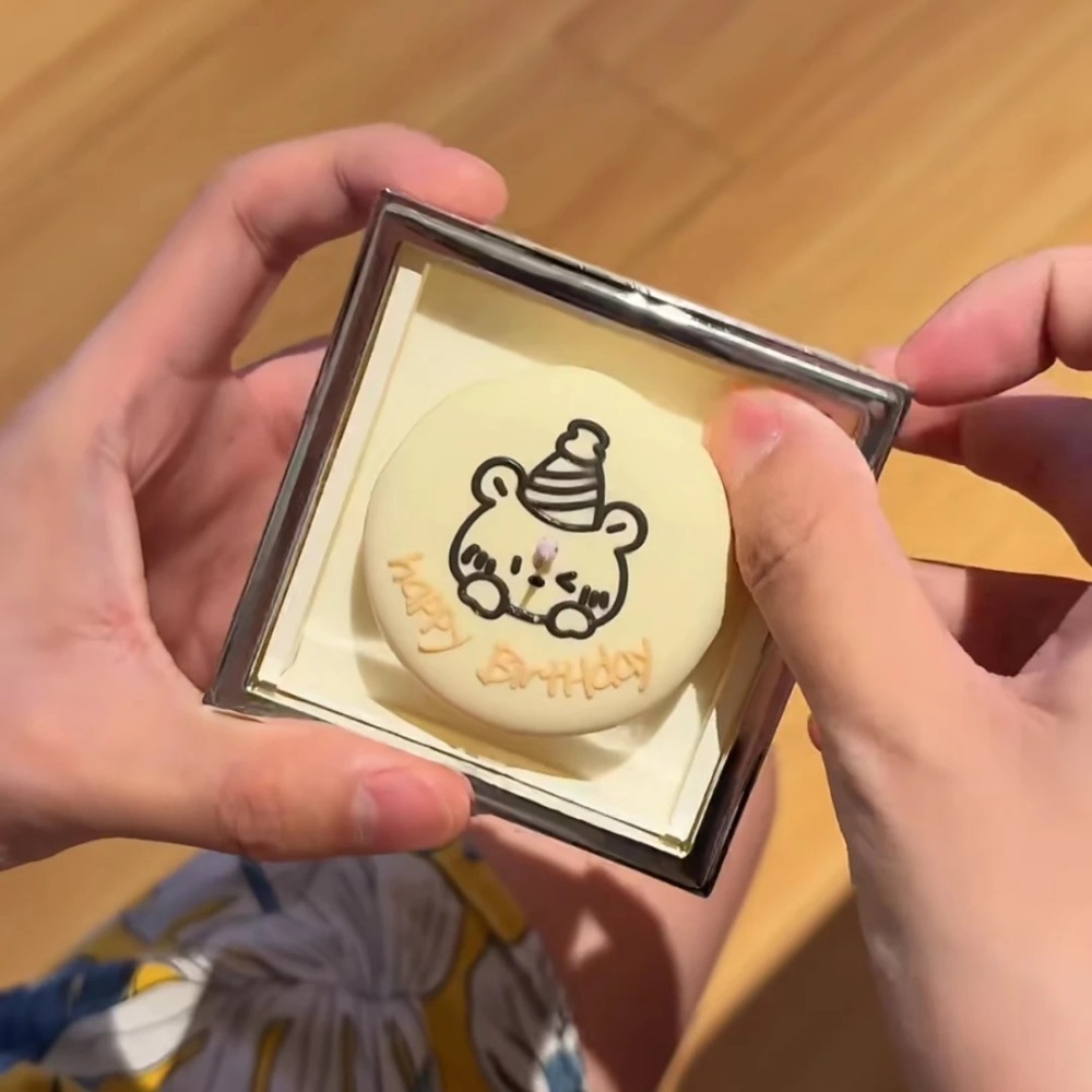 Automatic Flip Bear Flip Ring  - Candle Surprise 评论和价格